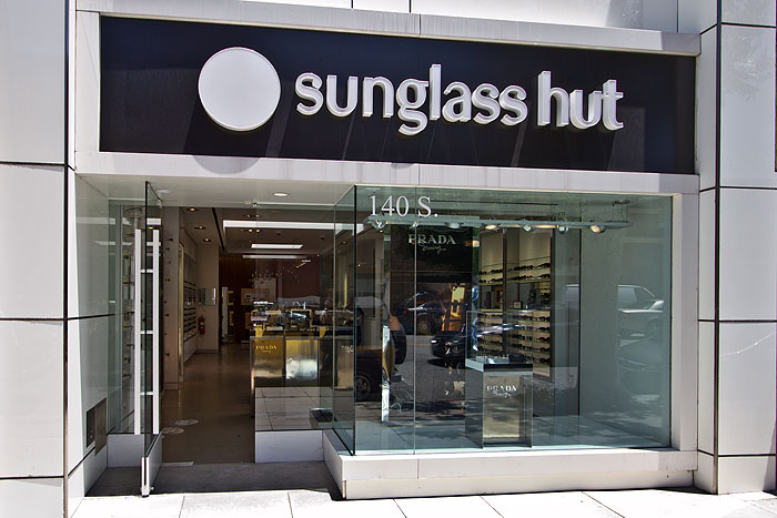 Sunglass hut hot sale tyrone mall